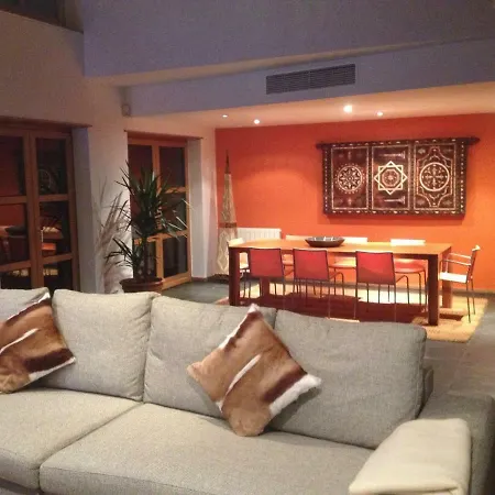 Blanco Villa *